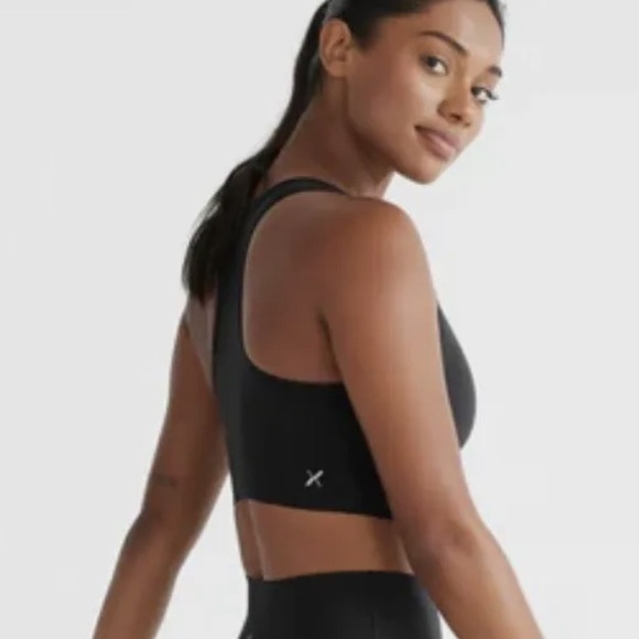 TWO Knix Active Bra & Leggings - Black & Navy - Picture 2 of 2